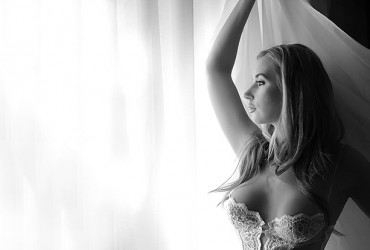 On-Location-Glamour-Photography – 18+