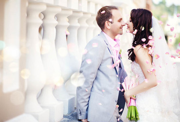 Get Started in Pro Wedding Photography in Ten Steps