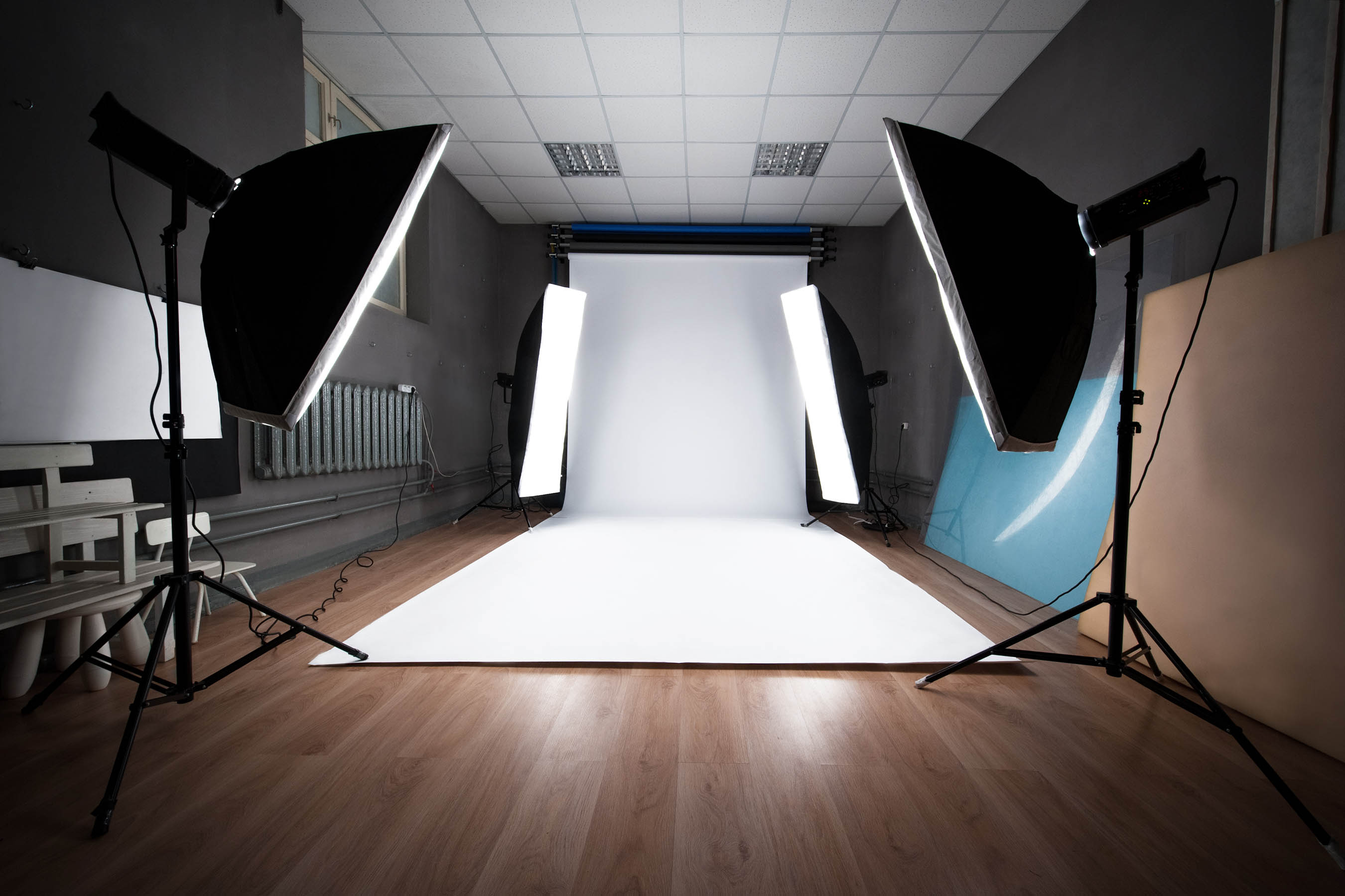 Room Set Photography Studio : Build An In-home Photo Studio ...
